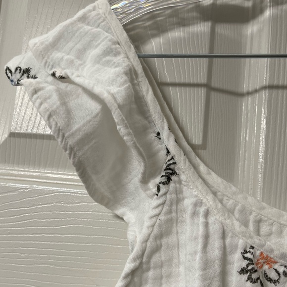 NWT SONIMA Cotton Flutter Sleeve Flower Tank Top Size Medium - Picture 5 of 9